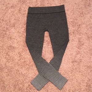 Grey athletic leggings